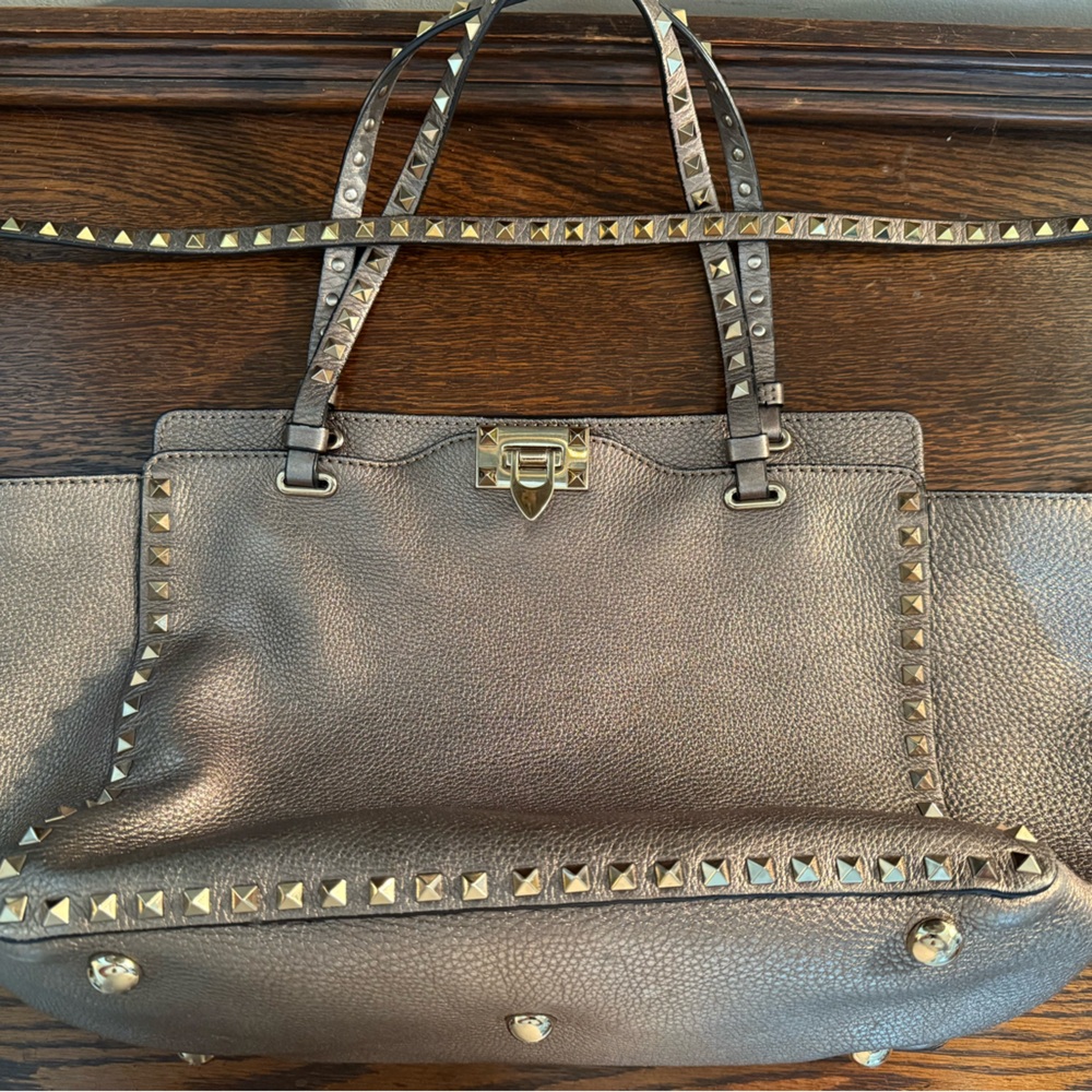 Valentino Garavani Metallic Tote with Gold Studs - Picture 2 of 16